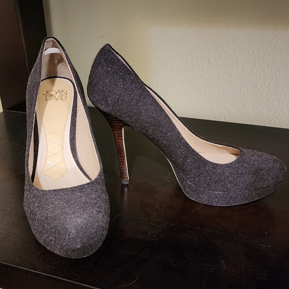 Joan & David Flipp Grey Flannel Stiletto Platform Pump Size 8